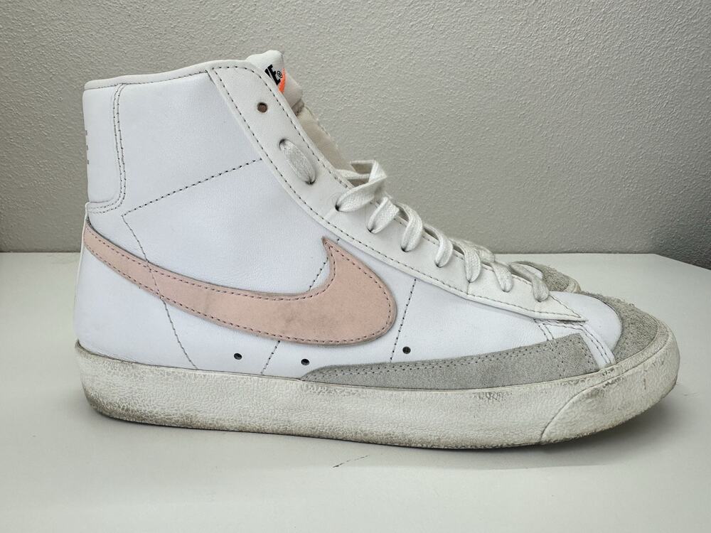Nike Blazer Mid 77 Nike Mens Sneakers Size 9 White Pink Shoes BQ6806-108